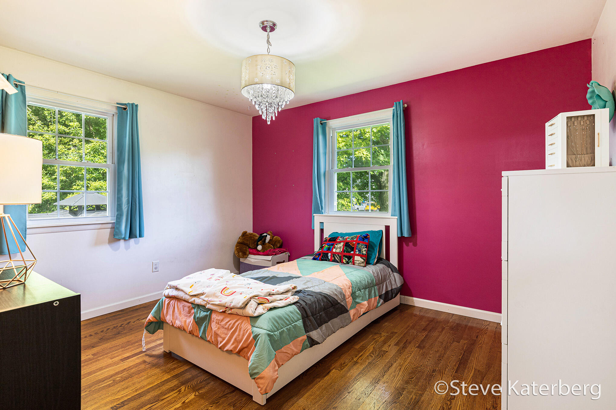 Wyoming, Michigan 49519, United States, 4 Bedrooms Bedrooms, ,2 BathroomsBathrooms,Residential,Pending,202403