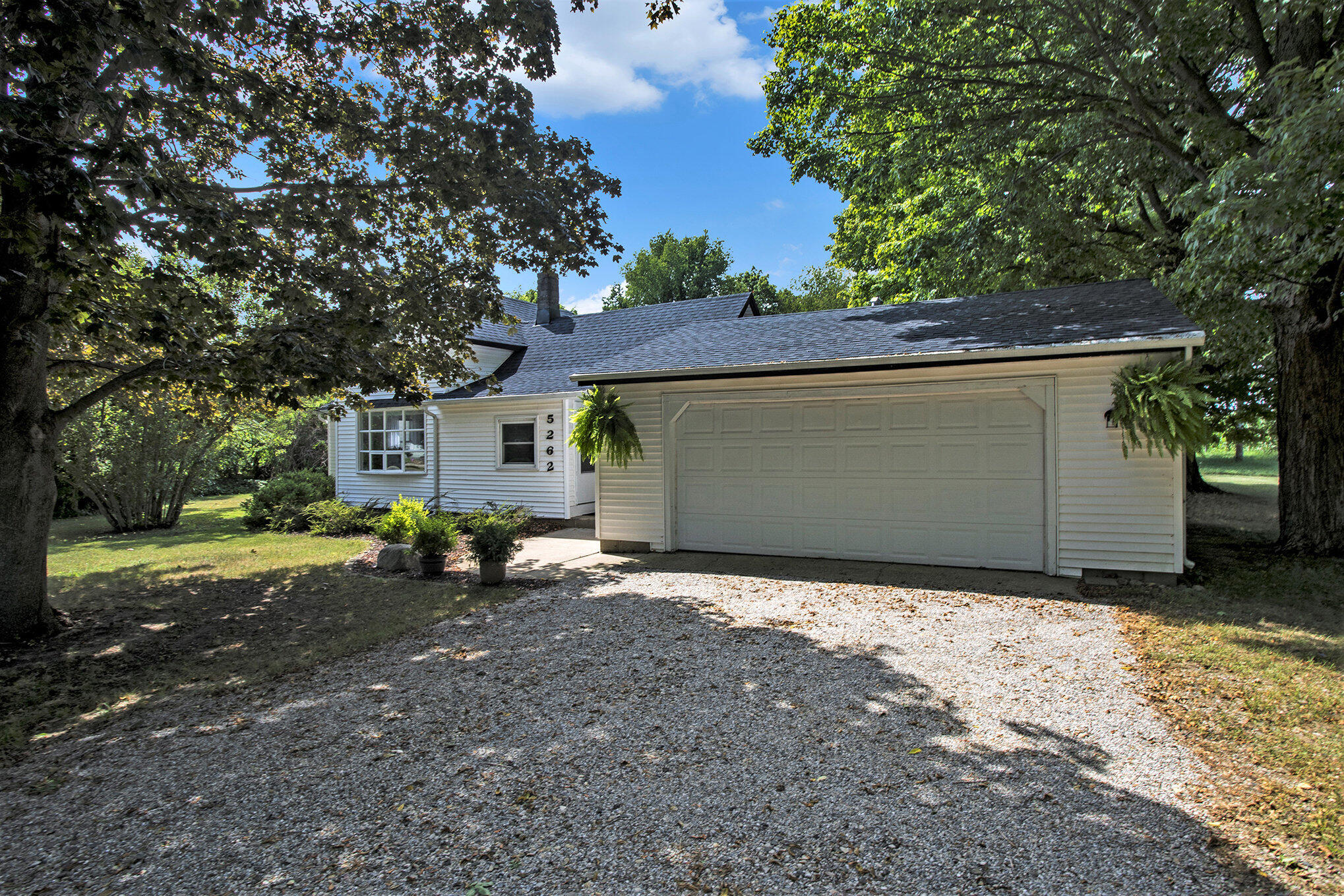 5262 S 34th Street