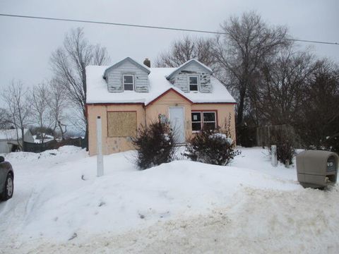 612 N Crystal Avenue Benton Harbor MI 49022