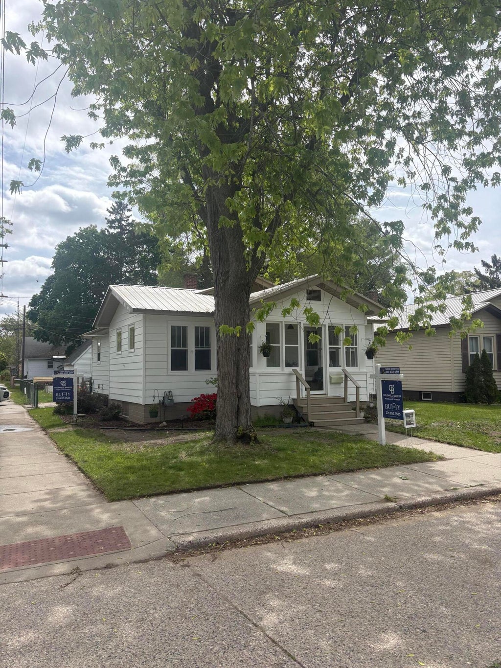 Photo of 2208 Torrent Street, Muskegon, MI 49441 (MLS # 26015717)