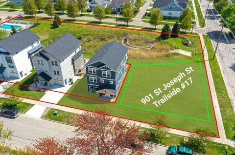 Photo of 901 St Joseph Street, South Haven, MI 49090 (MLS # 26005278)