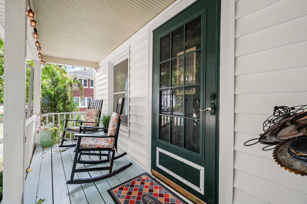 Photo of 414 N Jefferson Street, Lowell, MI 49331 (MLS # 25050347)