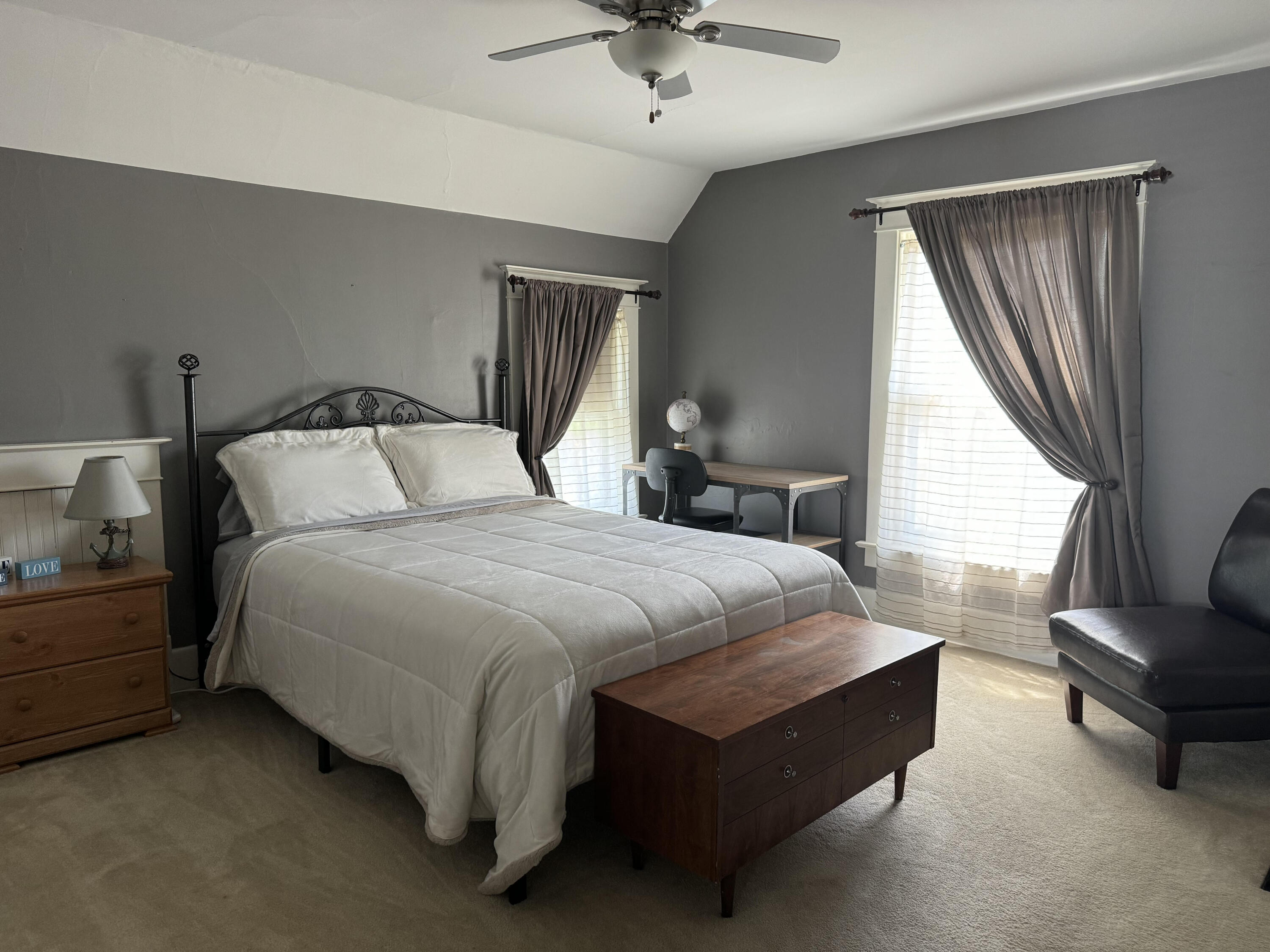 South Haven, Michigan 49090, United States, 2 Bedrooms Bedrooms, ,2 BathroomsBathrooms,Residential,Active,78125