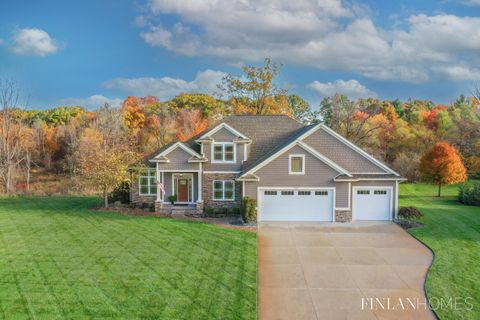 Photo of 9151 Ridgeland Court, Allendale, MI 49401 (MLS # 25057085)