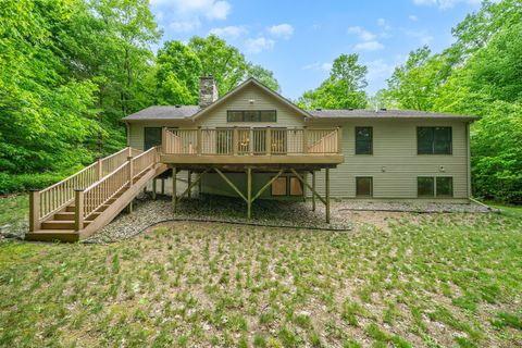 64711 Shorewood Lane Cassopolis MI 49031