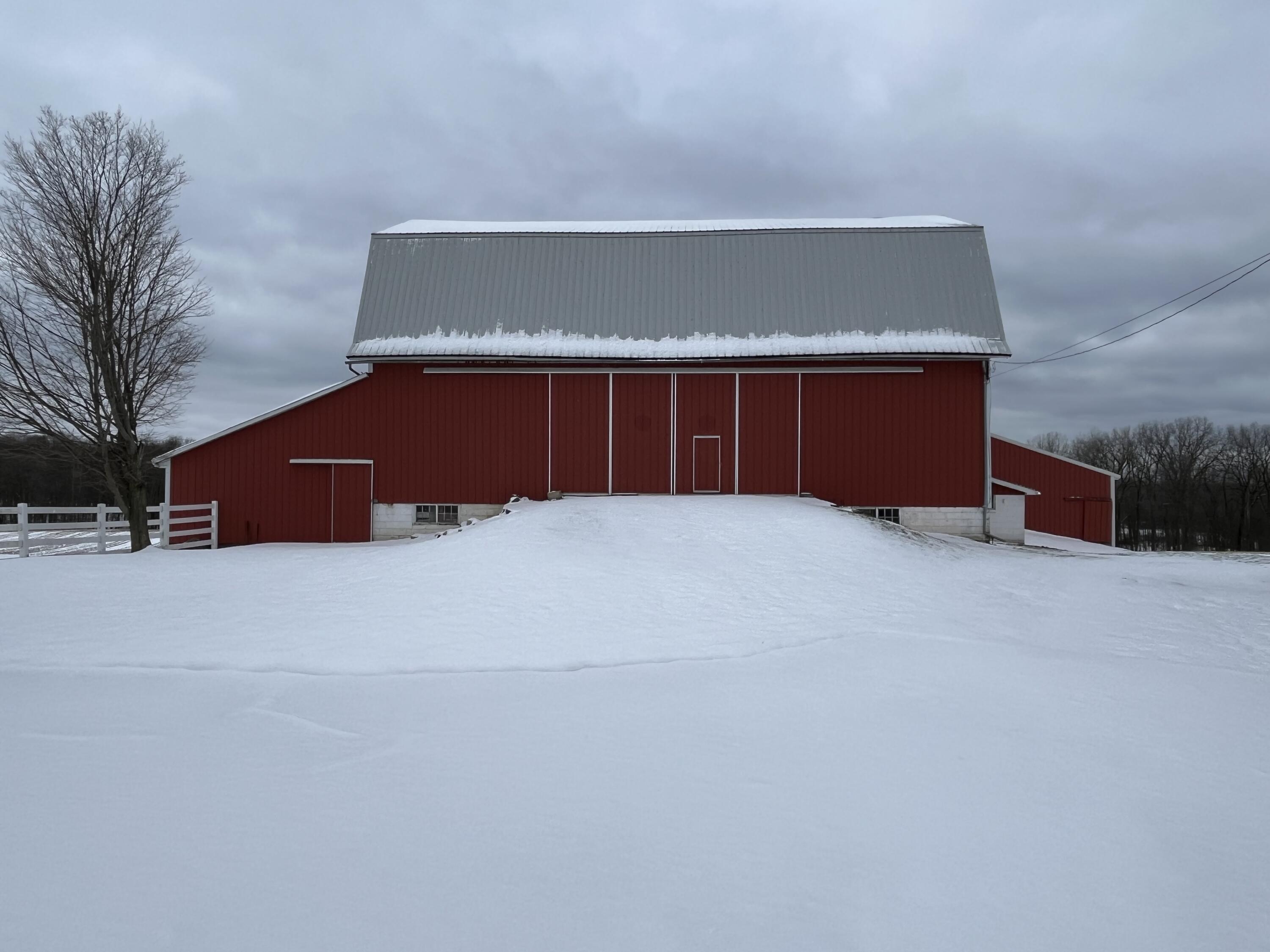 Allegan, Michigan 49010, United States, 3 Bedrooms Bedrooms, ,1 BathroomBathrooms,Residential,Pending,117778