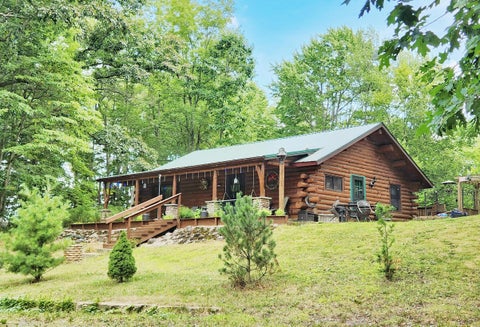 Photo of 9557 E Anthony Road, Branch, MI 49402 (MLS # 26047289)