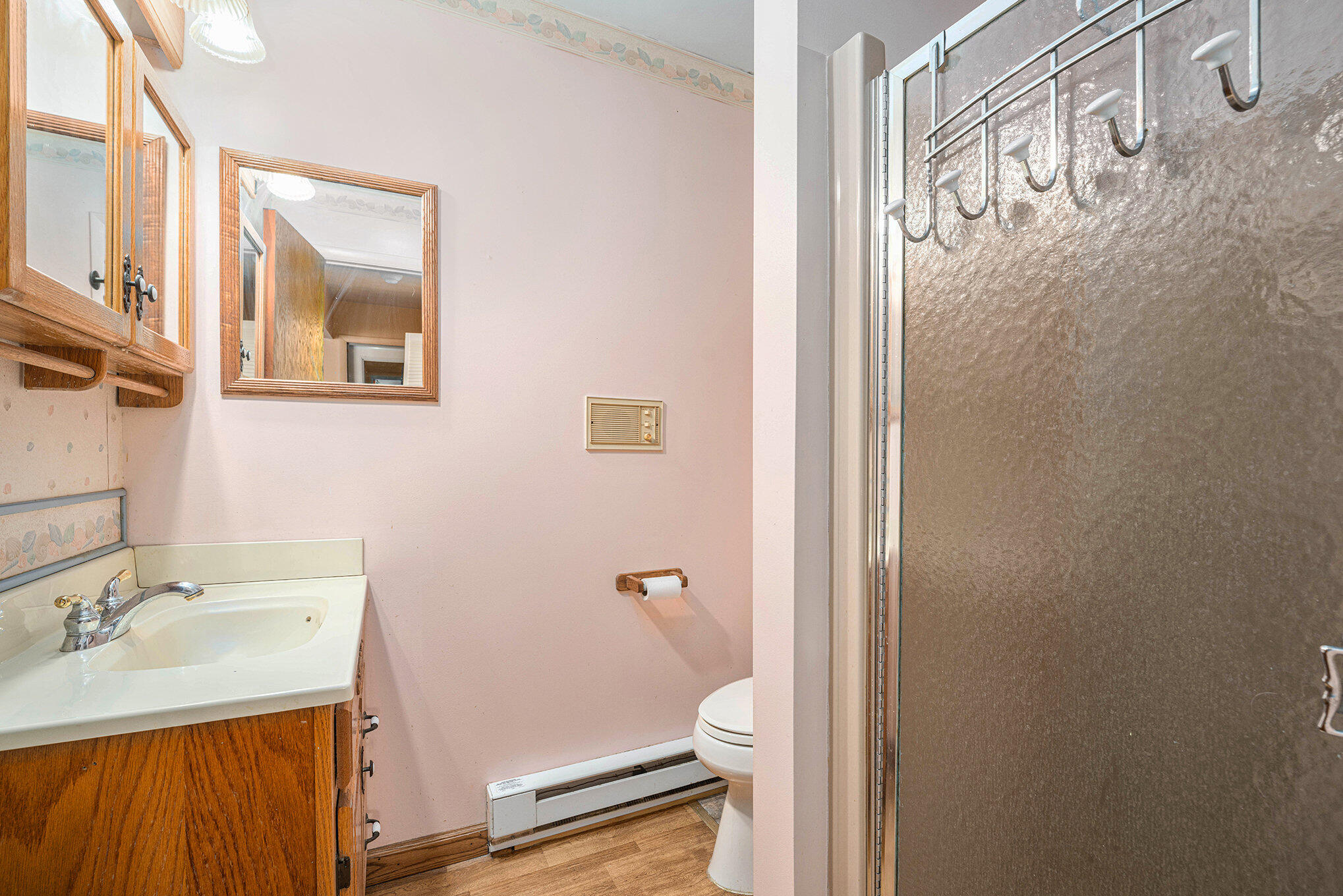 Union City, Michigan 49094, United States, 2 Bedrooms Bedrooms, ,2 BathroomsBathrooms,Residential,Pending,39661