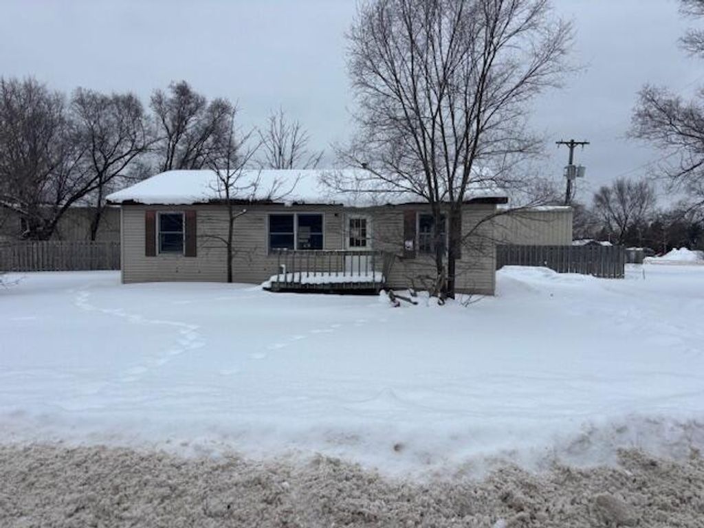 Photo of 765 E 10th Street, Baldwin, MI 49304 (MLS # 26005437)