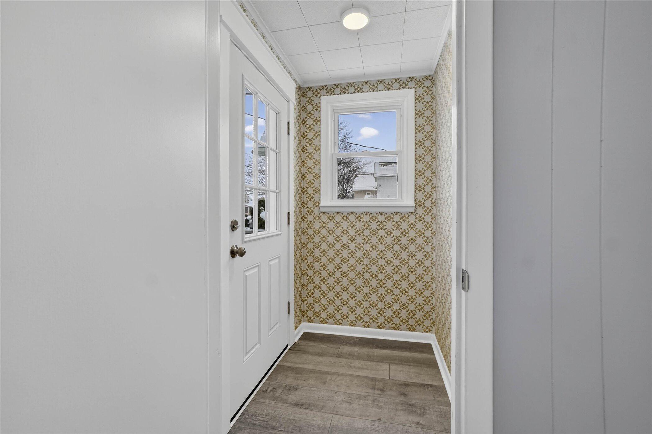 2133 S Burdick Street