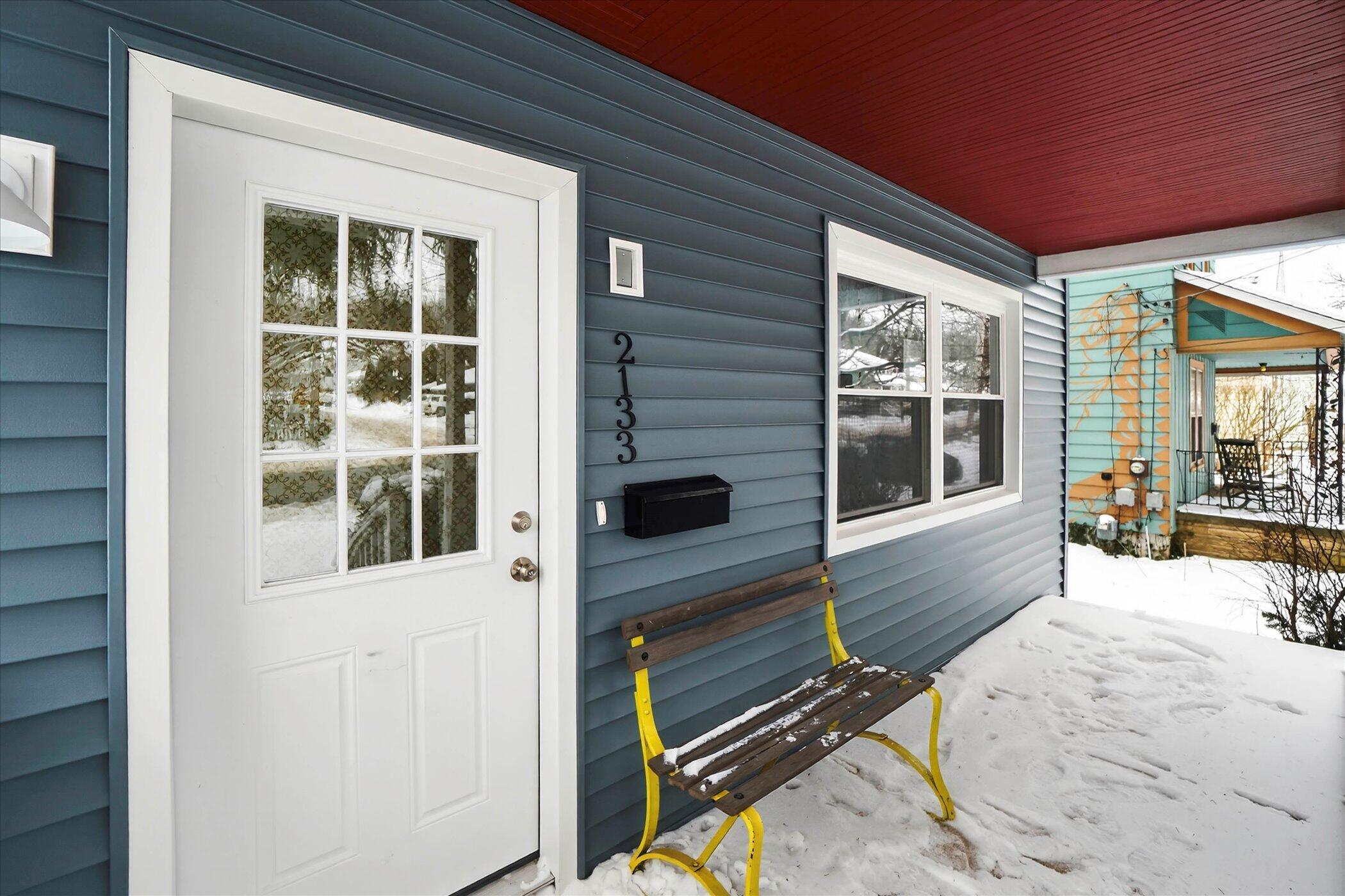 2133 S Burdick Street