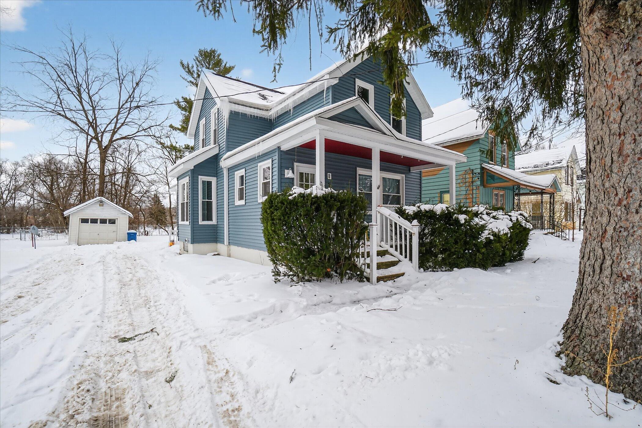 2133 S Burdick Street