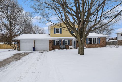 6033 Clearbrook Drive Stevensville MI 49127