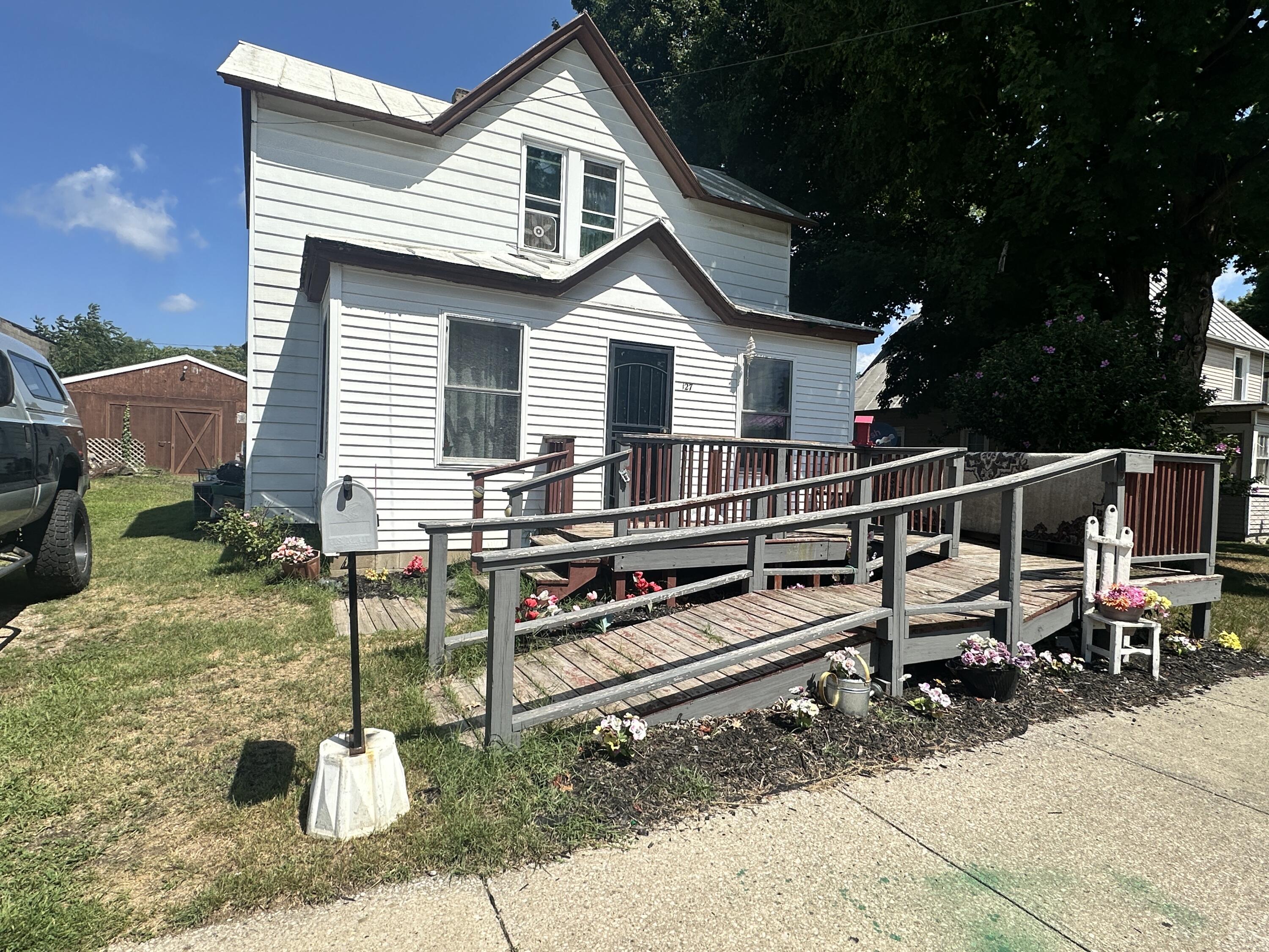 127 Hillsborough Street