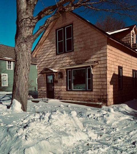 Photo of 13 Duffy Street, Manistee, MI 49660 (MLS # 26003782)