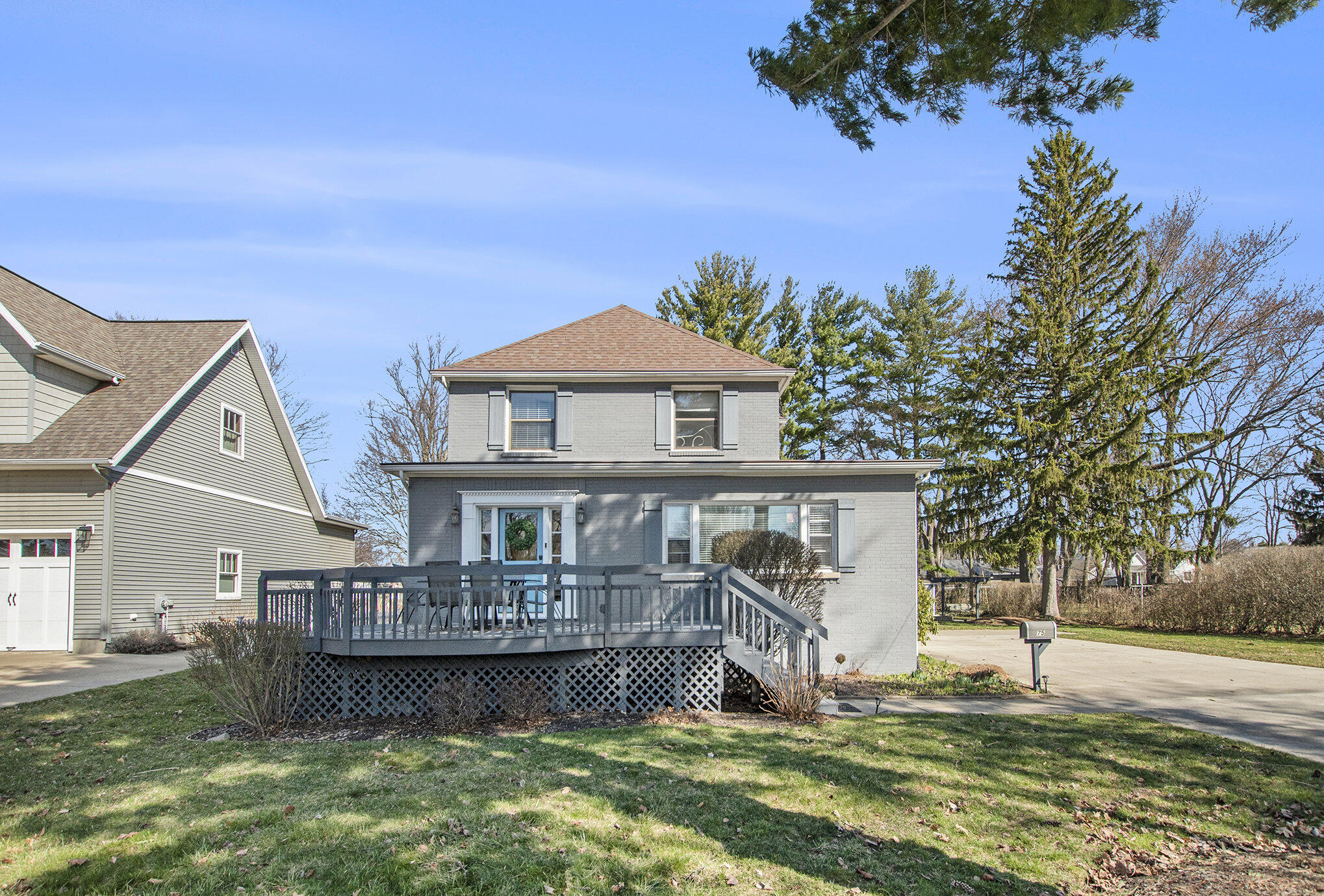 75 Elkenburg Street