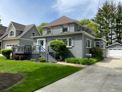75 Elkenburg Street South Haven MI 49090