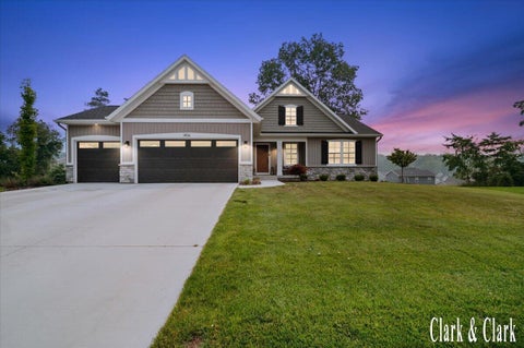 Photo for 1456 Kimber Drive SE