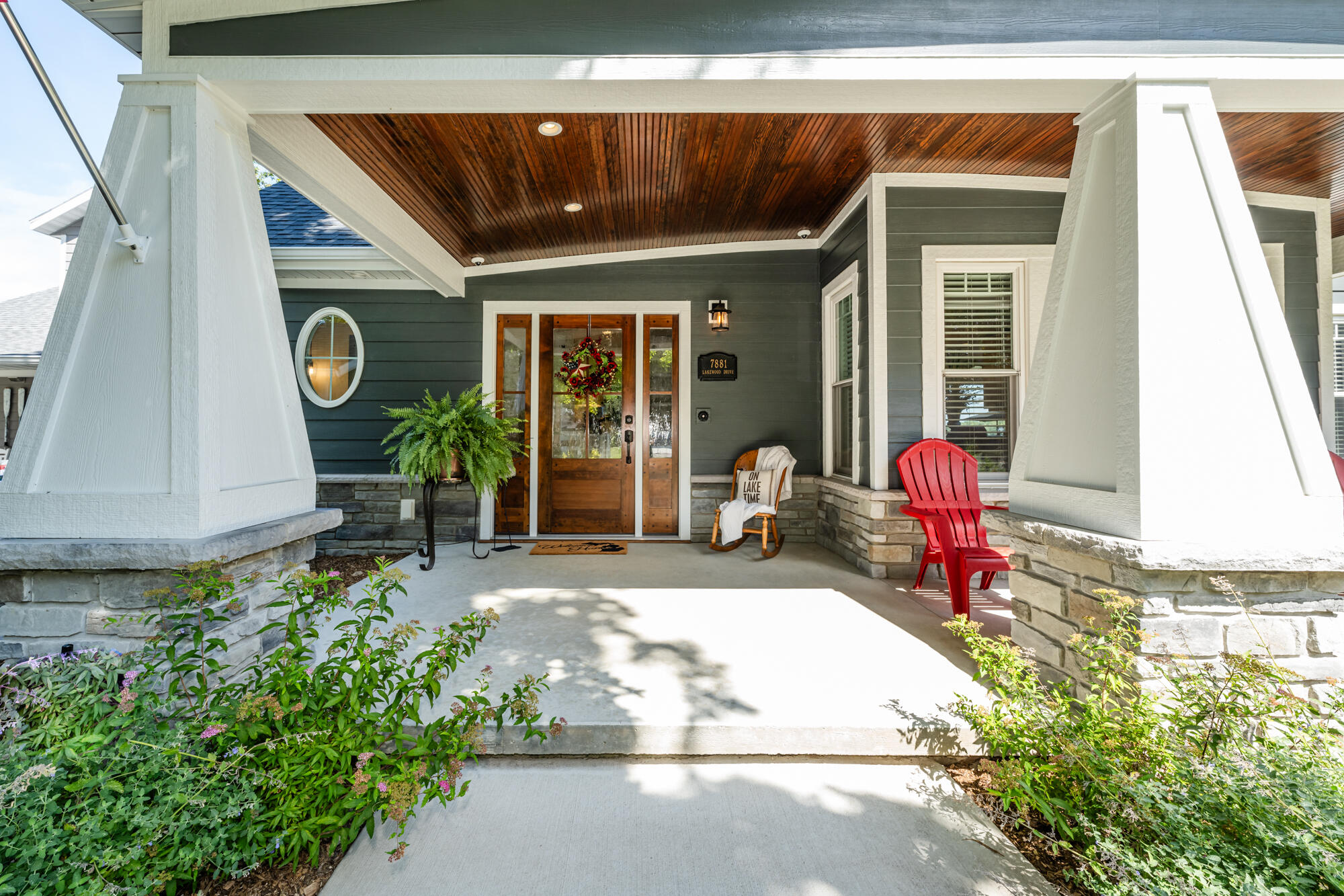 7881 Lakewood Drive