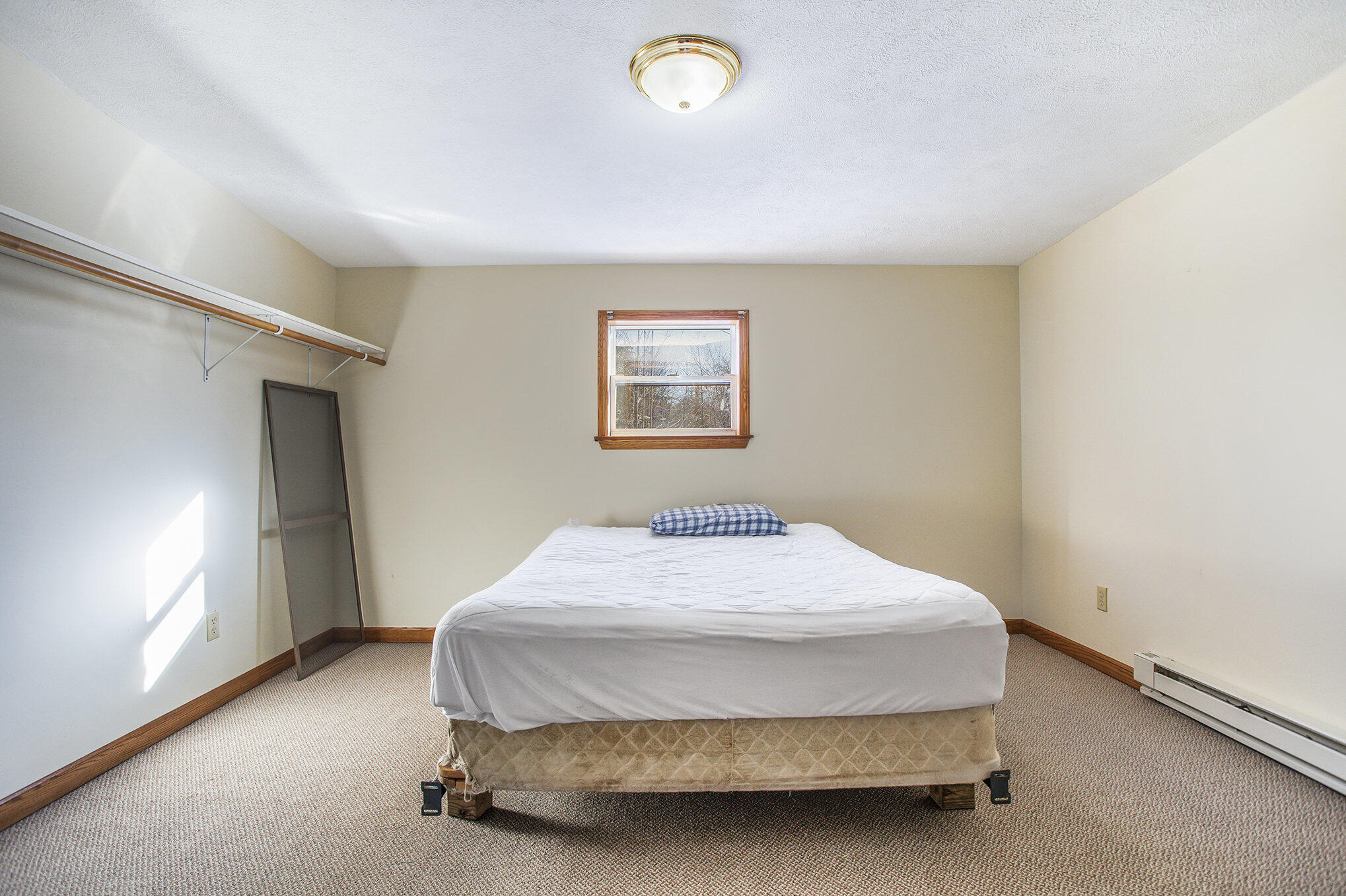 Olivet, Michigan 49076, United States, 3 Bedrooms Bedrooms, ,2 BathroomsBathrooms,Residential,Active,242289