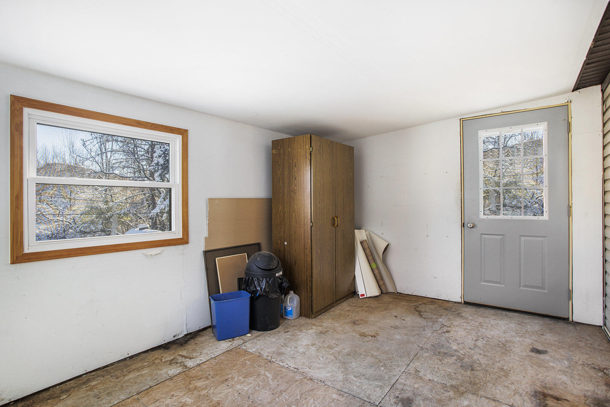 Olivet, Michigan 49076, United States, 3 Bedrooms Bedrooms, ,2 BathroomsBathrooms,Residential,Active,242289