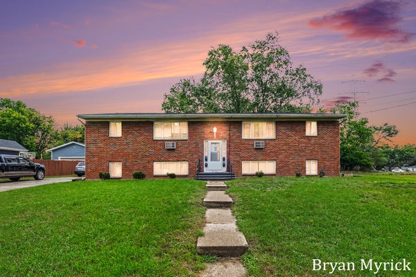 2446 MCKEE AVE SW, WYOMING, MI 49509 - Image 86675e8f8b3fb5a103f47ecafcb855c5/3945902382