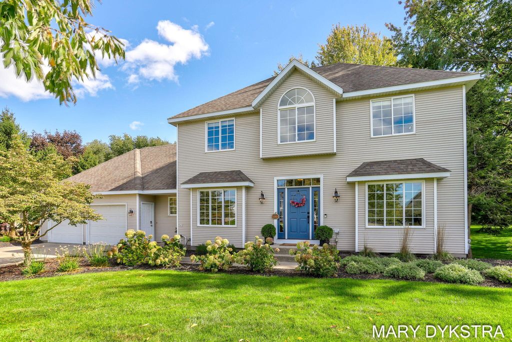 Photo of 145 Bay Meadows Drive, Holland, MI 49424 (MLS # 25052149)