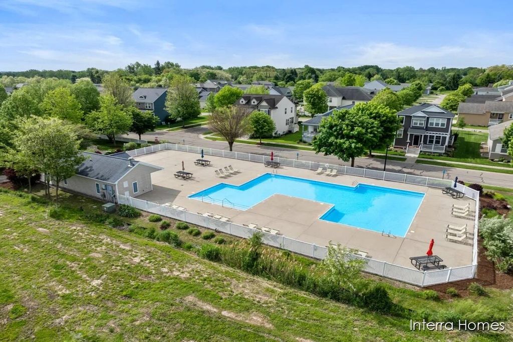 Photo of 2837 W Cobblestone Court SE #16, Grand Rapids, MI 49512 (MLS # 26005611)