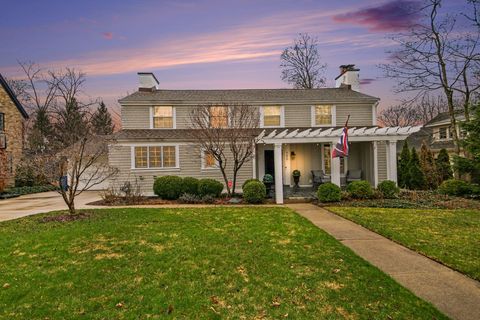 Photo of 750 San Jose Drive SE, Grand Rapids, MI 49506 (MLS # 26013089)