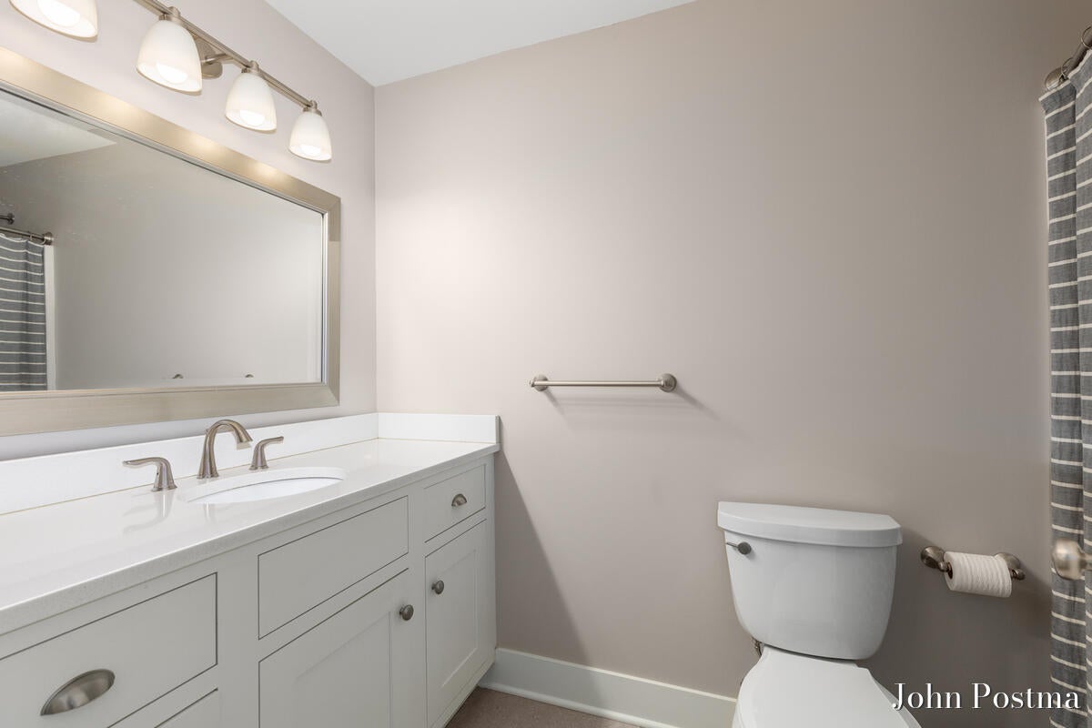 Grand Rapids, Michigan, 49546, United States, 4 Bedrooms Bedrooms, ,3 BathroomsBathrooms,Residential,Active,2043825