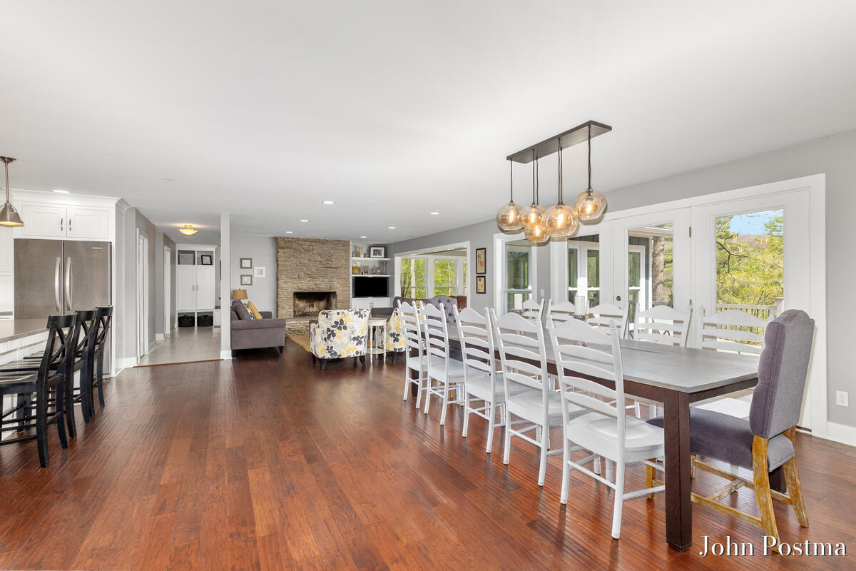 Grand Rapids, Michigan, 49546, United States, 4 Bedrooms Bedrooms, ,3 BathroomsBathrooms,Residential,Active,2043825