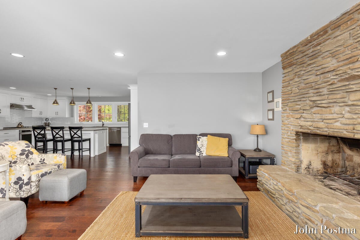 Grand Rapids, Michigan, 49546, United States, 4 Bedrooms Bedrooms, ,3 BathroomsBathrooms,Residential,Active,2043825