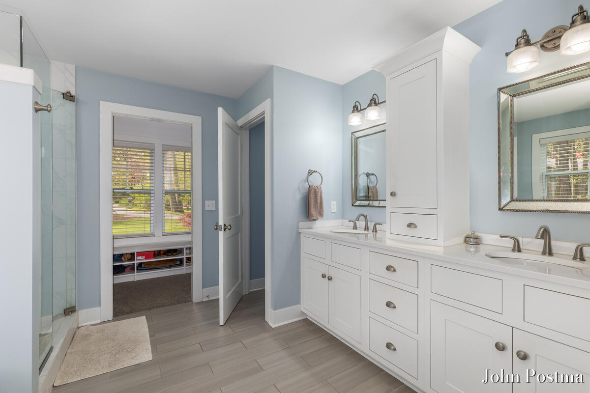 Grand Rapids, Michigan, 49546, United States, 4 Bedrooms Bedrooms, ,3 BathroomsBathrooms,Residential,Active,2043825