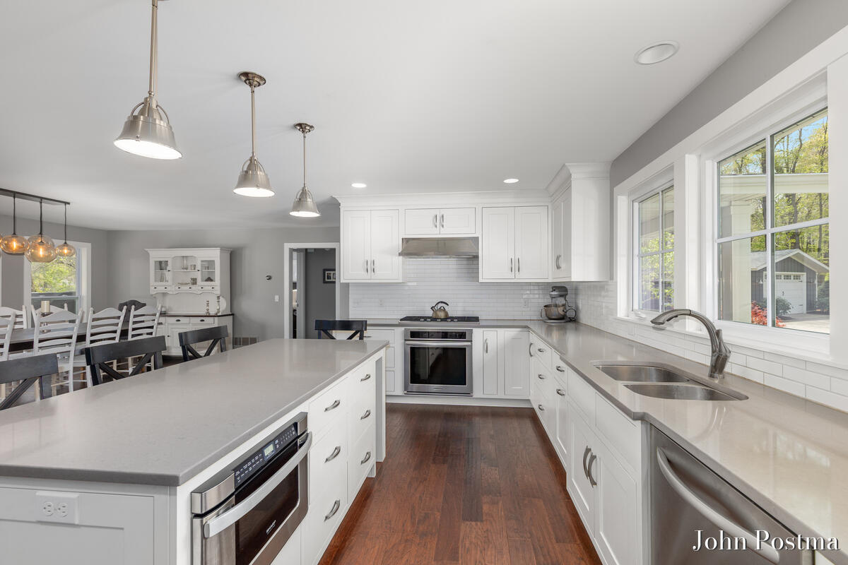 Grand Rapids, Michigan, 49546, United States, 4 Bedrooms Bedrooms, ,3 BathroomsBathrooms,Residential,Active,2043825