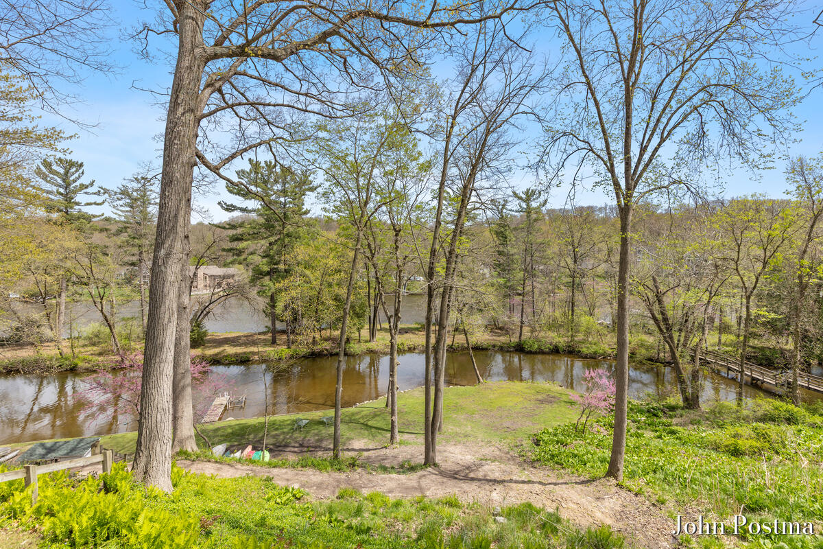 Grand Rapids, Michigan, 49546, United States, 4 Bedrooms Bedrooms, ,3 BathroomsBathrooms,Residential,Active,2043825