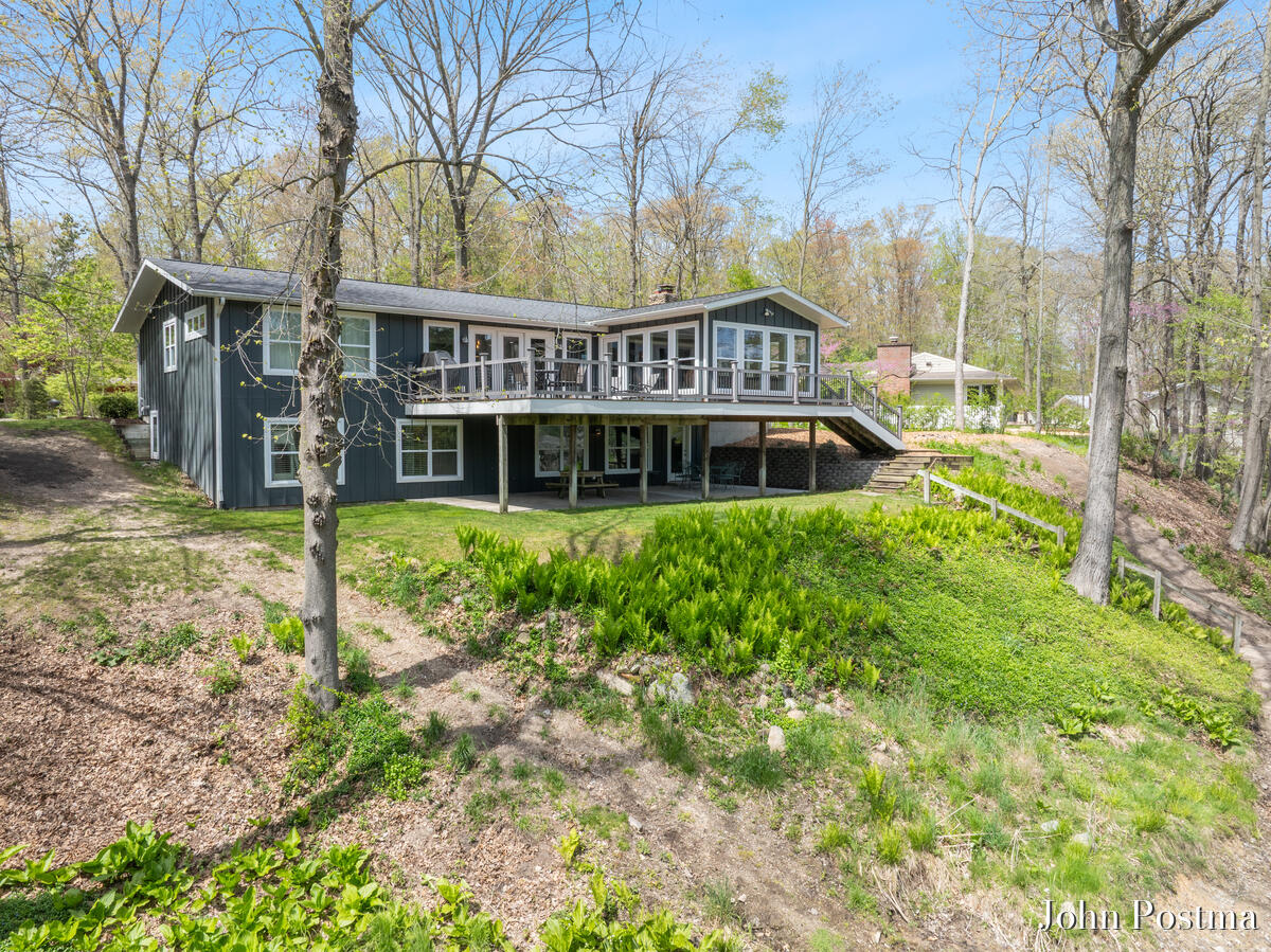 Grand Rapids, Michigan, 49546, United States, 4 Bedrooms Bedrooms, ,3 BathroomsBathrooms,Residential,Active,2043825