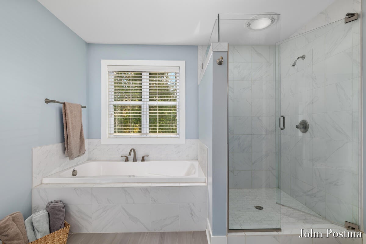 Grand Rapids, Michigan, 49546, United States, 4 Bedrooms Bedrooms, ,3 BathroomsBathrooms,Residential,Active,2043825