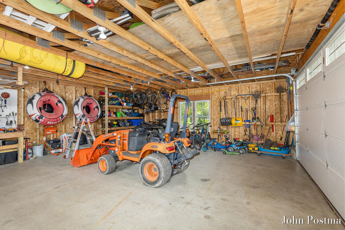 Grand Rapids, Michigan, 49546, United States, 4 Bedrooms Bedrooms, ,3 BathroomsBathrooms,Residential,Active,2043825