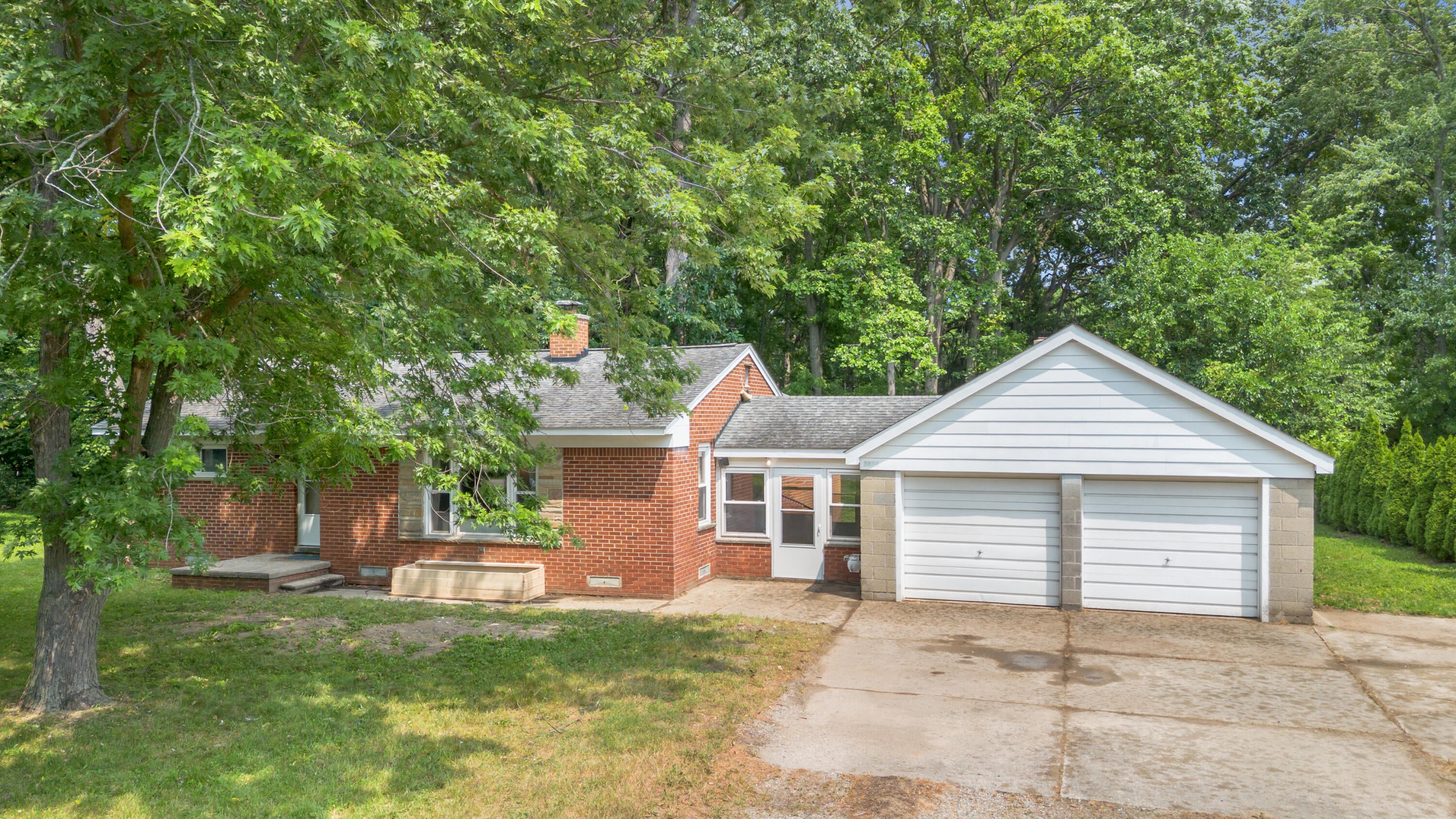 3894 Jennings Drive