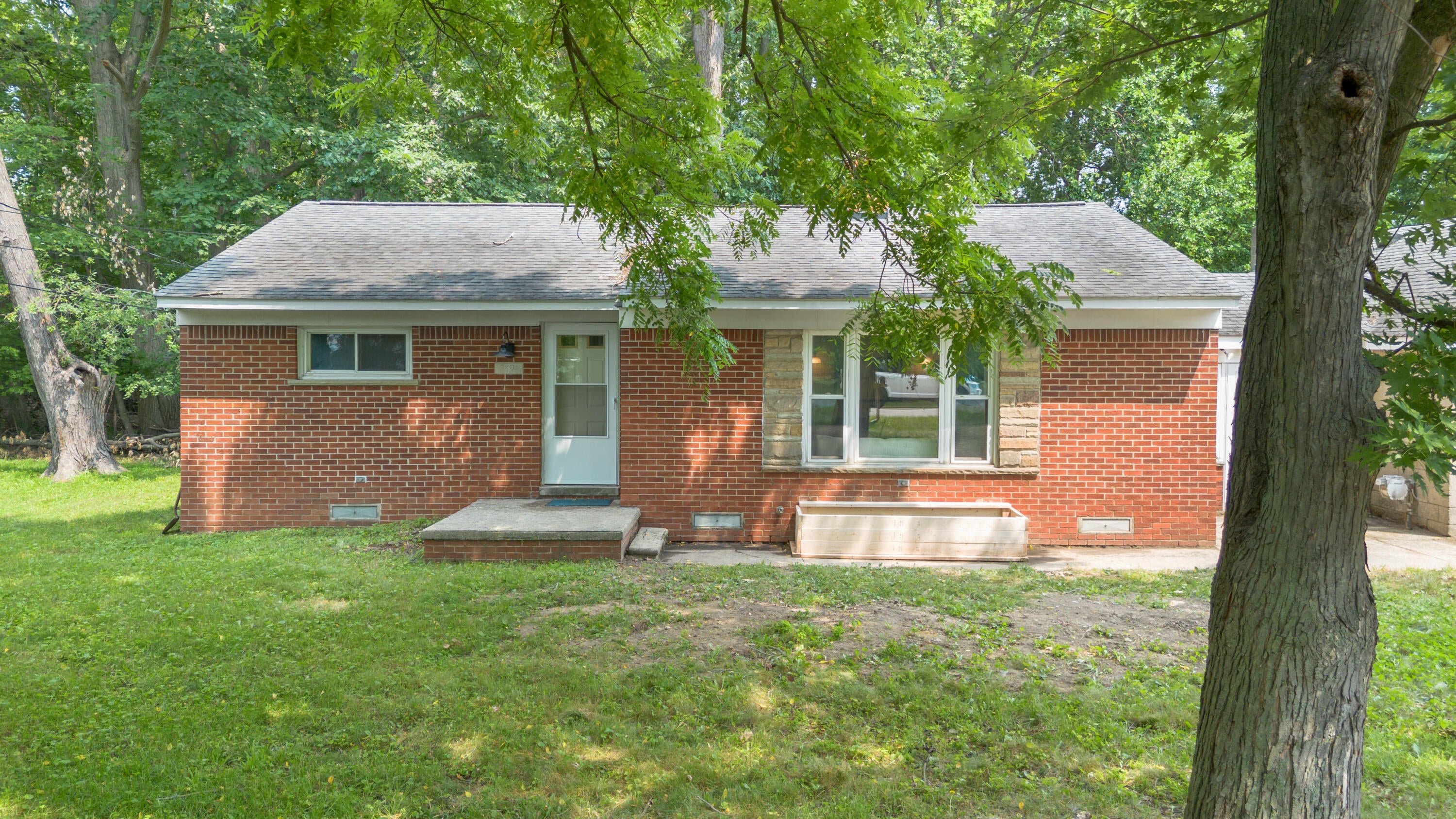 3894 Jennings Drive