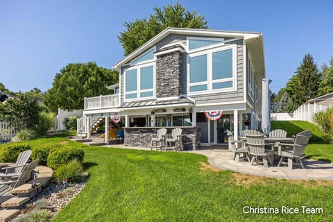 Photo of 1644 N Lakeview Drive, Mears, MI 49436 (MLS # 26044103)