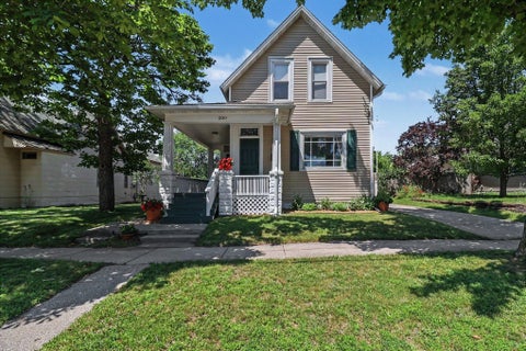 Photo of 280 7th Street, Manistee, MI 49660 (MLS # 26048504)