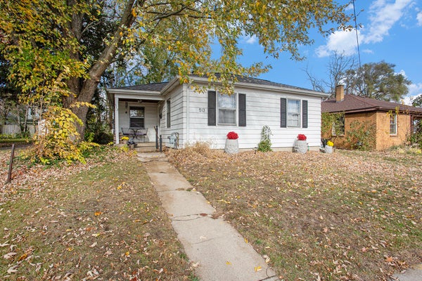 513 JULIA ST NE, GRAND RAPIDS, MI 49505 - Image 87b7f4e67a970a992a5287bdb3d5f079/2841335202