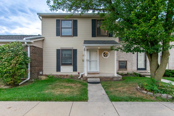 8387 LAKEVIEW CT, YPSILANTI, MI 48198 - Image 87d35fc2c81a55f995e5a1e3deb0c31d/2497573422
