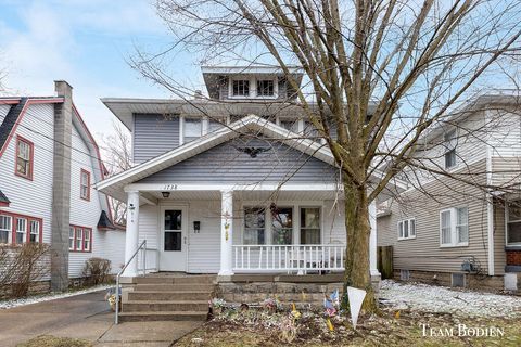 1738 Nelson Avenue SE, Grand Rapids, MI 49507 - MLS#: 25011509