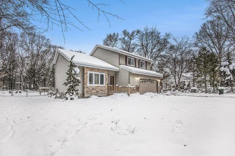 2475 Riverdale Drive Twin Lake MI 49457