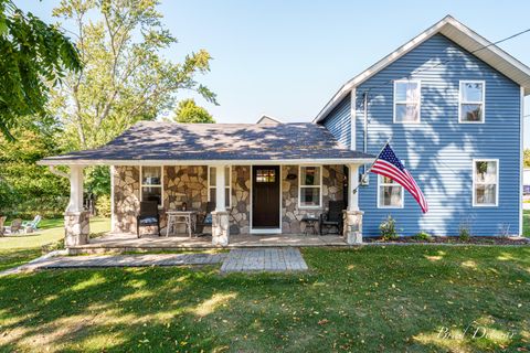 Photo of 517 S Wythe Street, Pentwater, MI 49449 (MLS # 26011827)