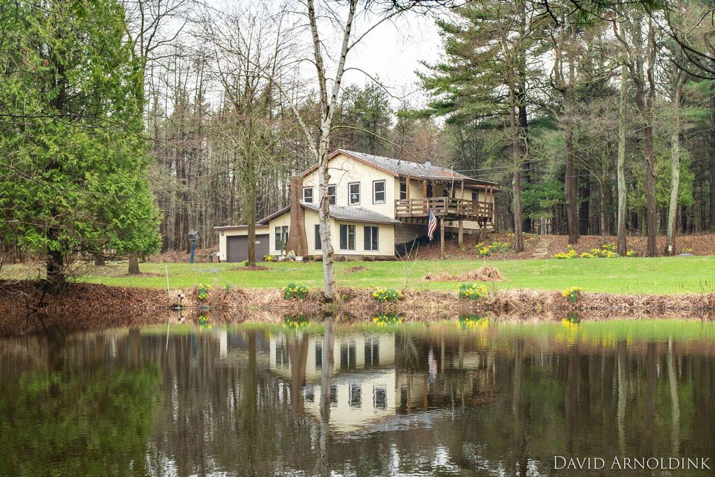 Photo of 6264 140th Avenue, Holland, MI 49423 (MLS # 26013462)