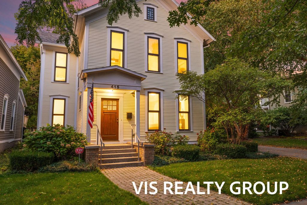 Photo of 415 Howard Avenue, Grand Haven, MI 49417 (MLS # 25051918)