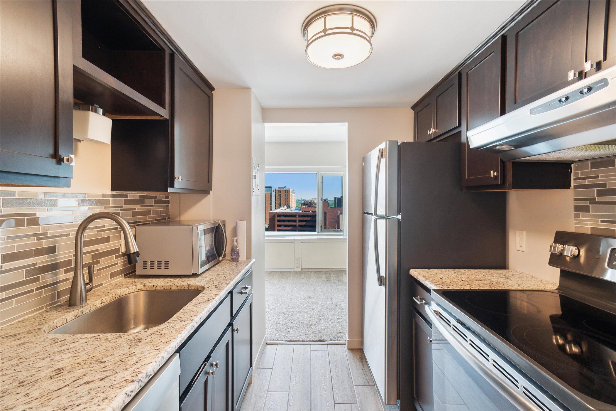 Ann Arbor, Michigan 48104, United States, 1 Bedroom Bedrooms, ,1 BathroomBathrooms,Residential,Pending,134833